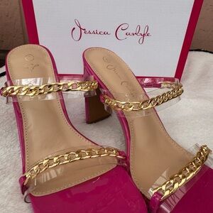 NWT Jessica Carlyle Sexy Pink High 4 inch Heels w/ Gold Chain Detail Size 8